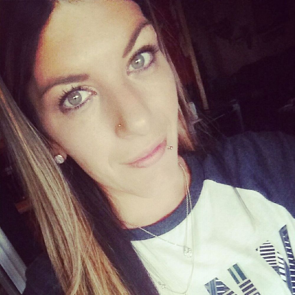 Meet your Posher, Desiree
